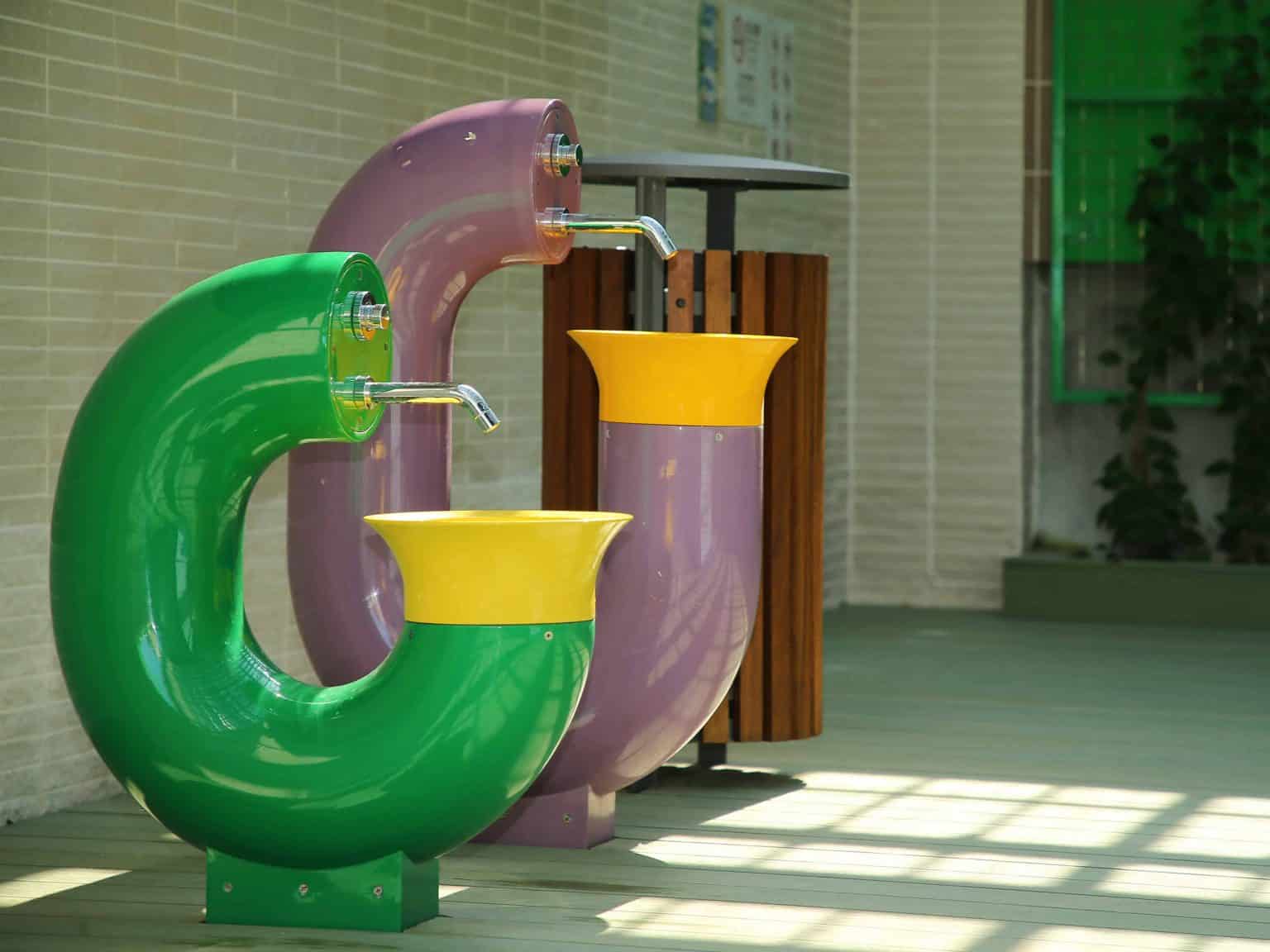 OUTDOOR FURNITURE